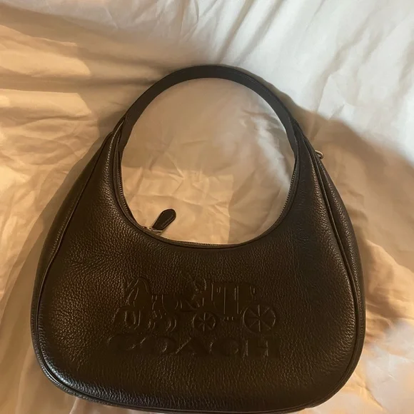 Coach Black Leather Shoulder Bag - Picture 2 of 6